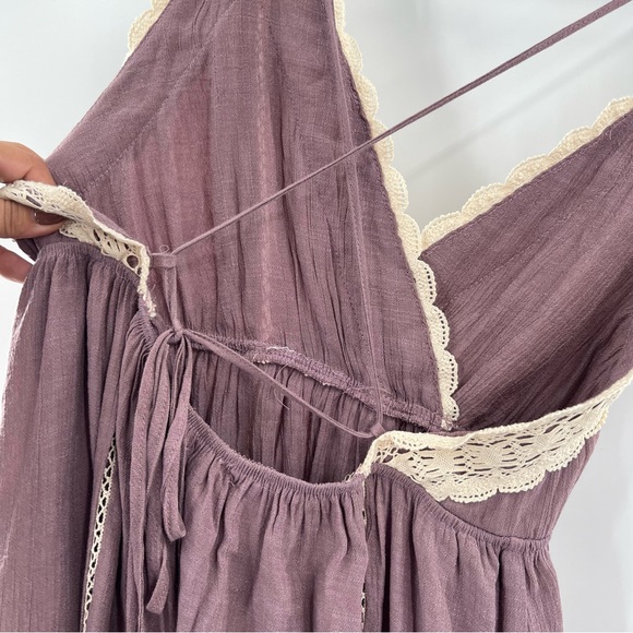 Wishlist purple spaghetti strap v neck dress with lace - Picture 3 of 7